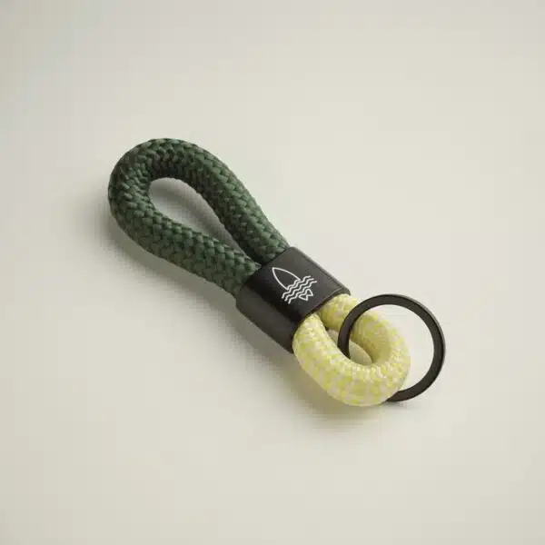 Trendy en stijlvolle sleutelhanger met koord en logo middels gravure - Afbeelding 5