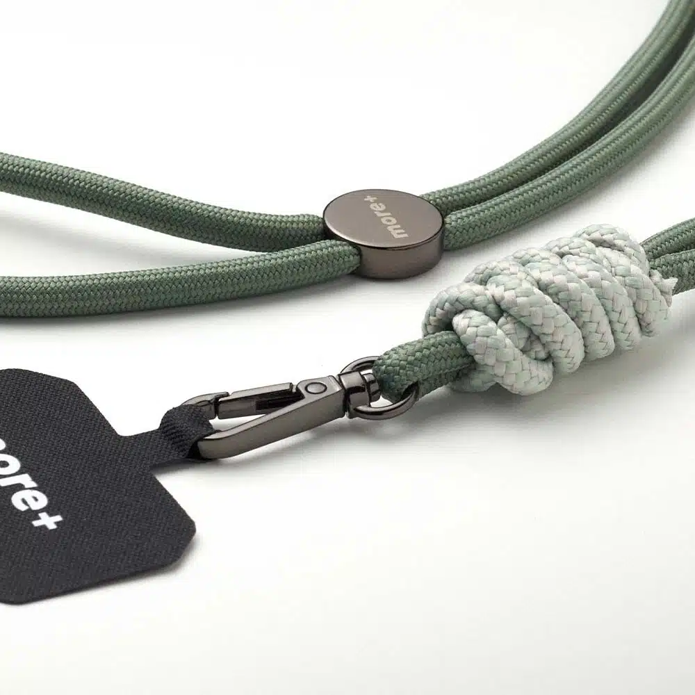 Crossbody telefoonkoord in 2-tone Pantone kleuren - volledig op maat en bedrukt met logo.